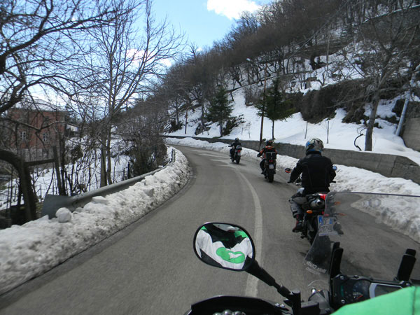 Moto turismo a Plataci